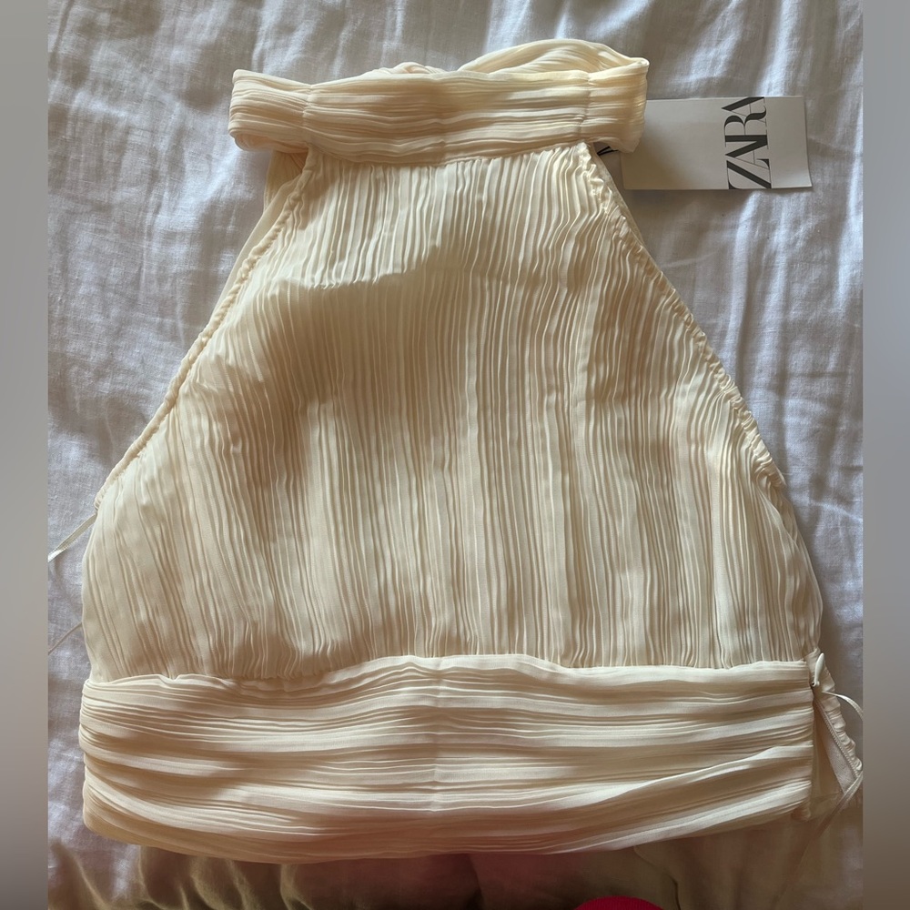 NWT ZARA pleated cropped halter top
